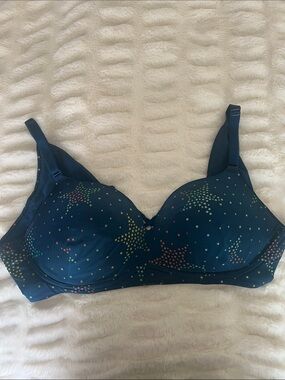 Navy Star-Print Underwire Bra with Light Padding💙